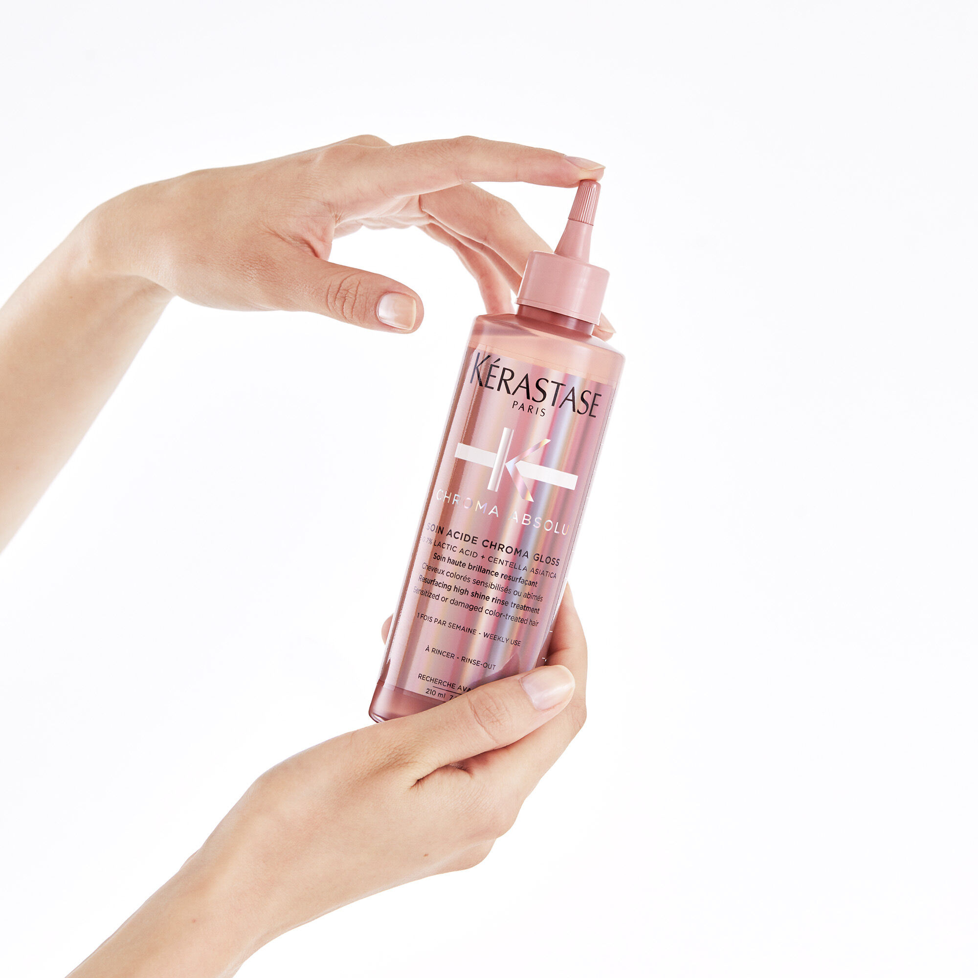 كروما أبسلو سائل عناية لتجديد الشعر وتعزيز بريقه